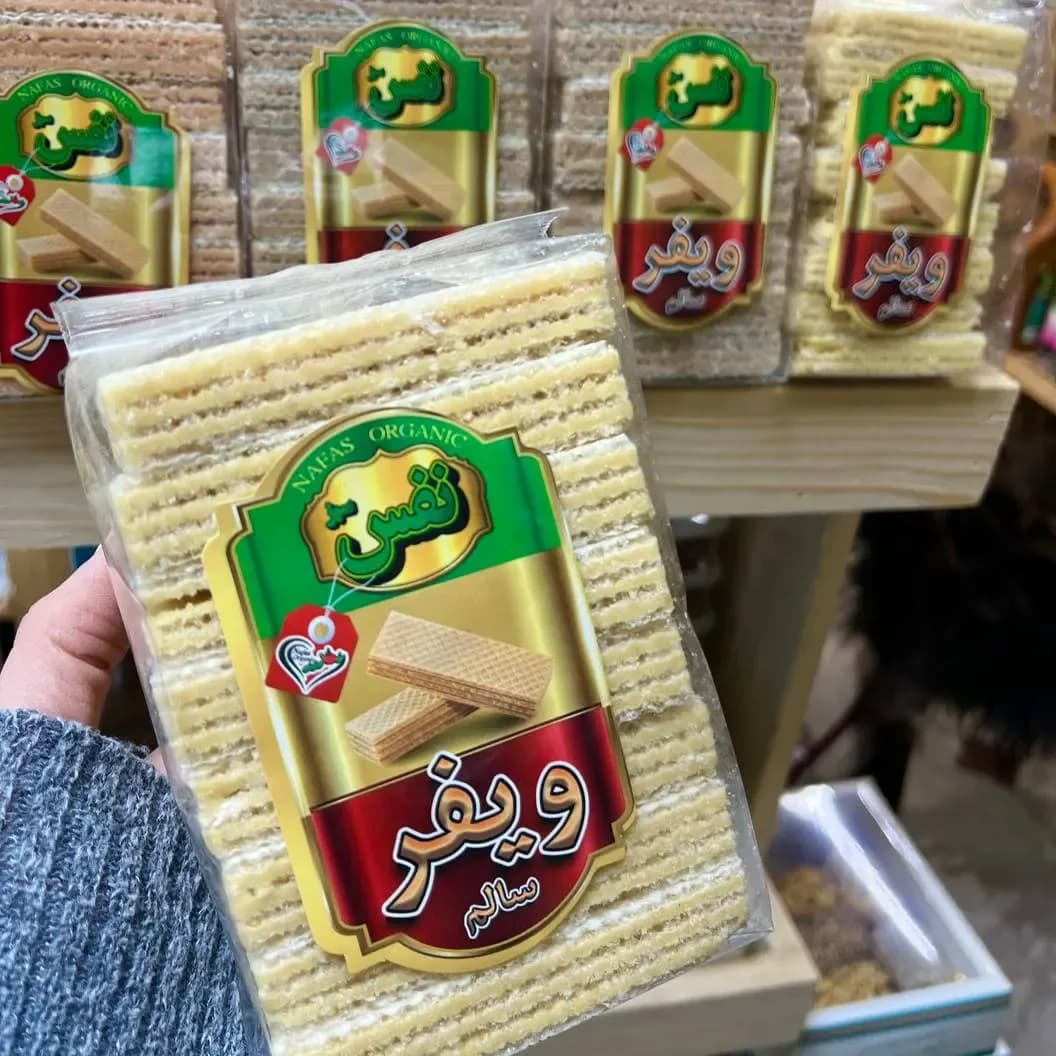 ویفر سالم نفس، رنگ کرم و زرد، مستطیلی، بستهبندی پلاستیکی