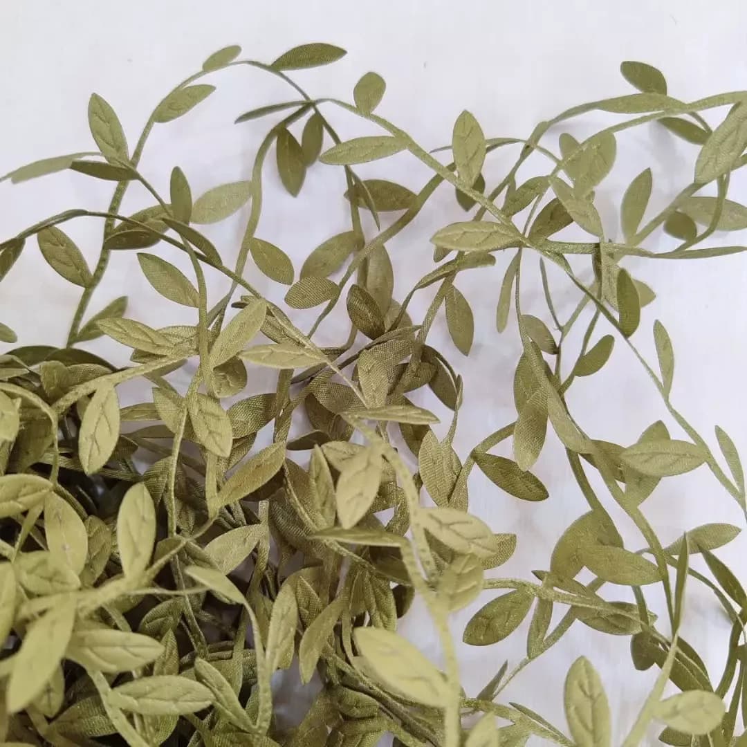 ریسه روبان برگ — رنگ سبز — نمای در‌دست — طرح ریسه برگ