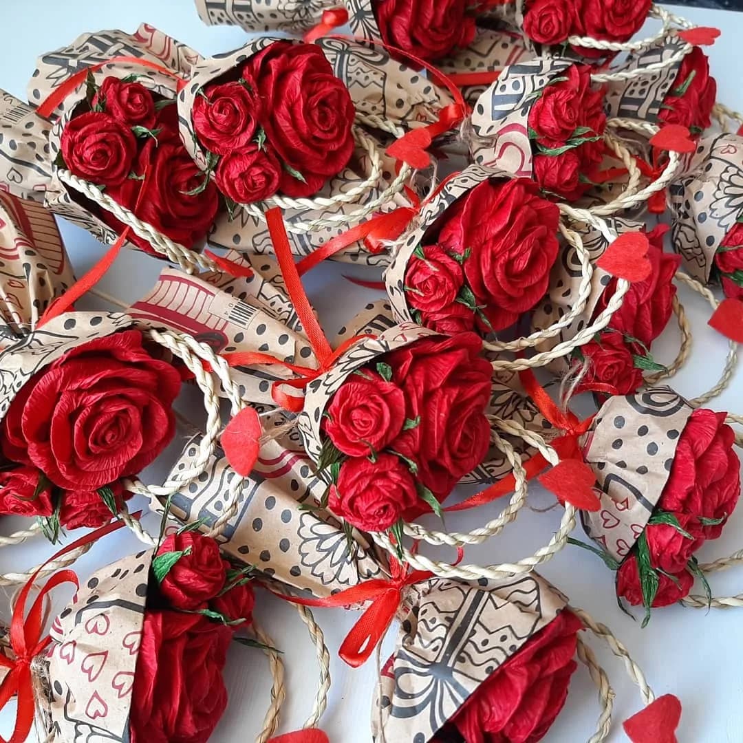 پک ۵ عددی گل رز با غنچه