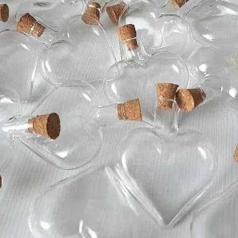 ویال قلبی — نمای در‌دست — شارژ مجدد
