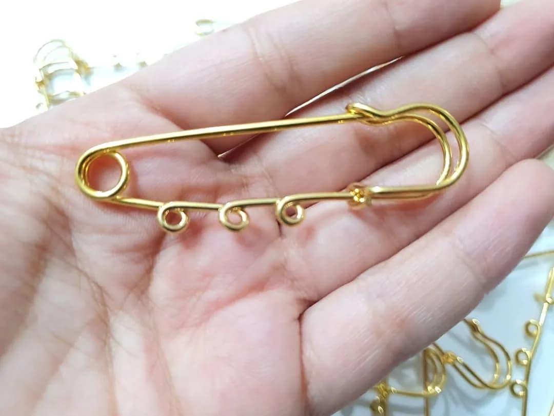 سنجاق اسکاتلندی، رنگ طلایی، جنس فلز، سنجاق با حلقه