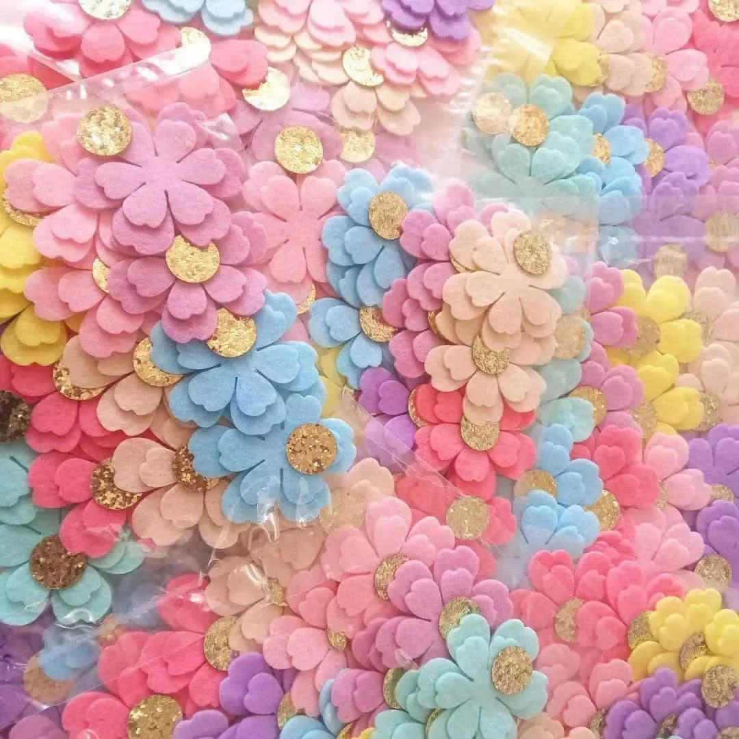برش گل نسترن نمدی ۶ سانت — نمای بستهبندی — بسته ۱۶۰ و ۱۶ عددی