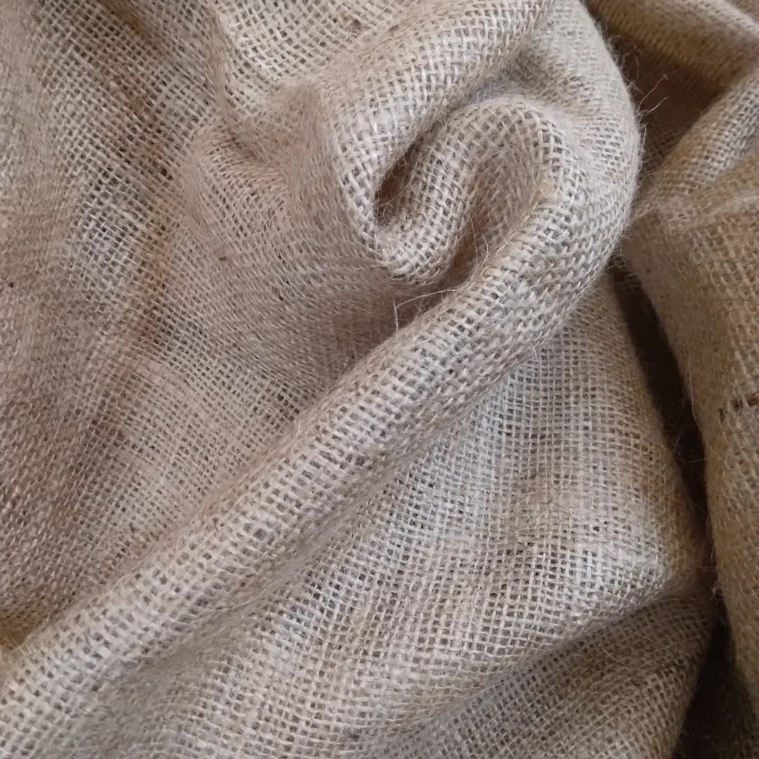 پارچه کنف بنگال عرض ۱۱۰ سانت، رنگ کرم، متری