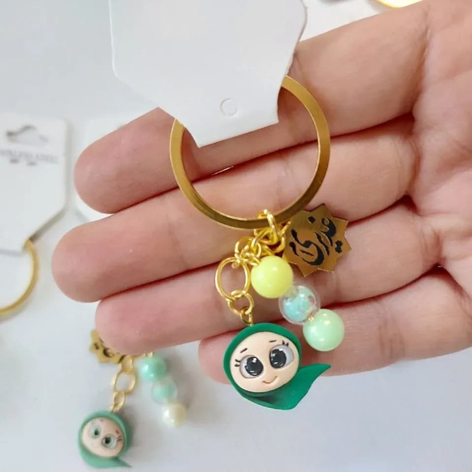 جاکلیدی غدیری — رنگ سبز — نمای دردست — عروسک چادری