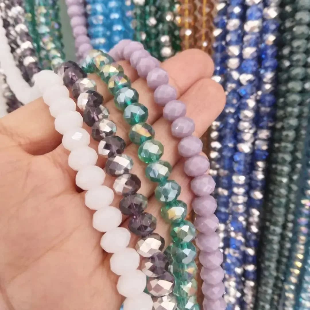 رشته مهره کریستال — نمای در‌دست — سایز ۸