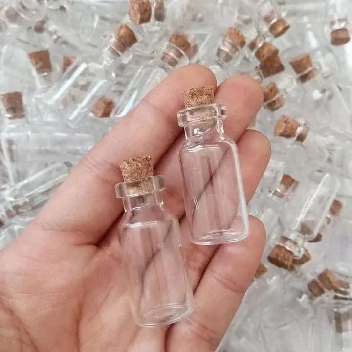 ویال شیشه‌ای ۳.۵ سانتی، رنگ شفاف، استوانه‌ای، درب چوب‌پنبه‌ای