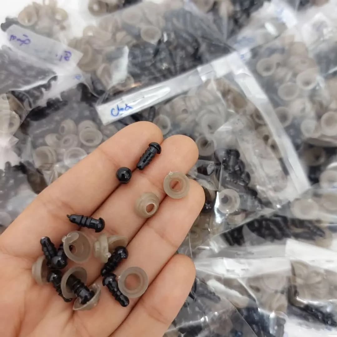 پک ۱۱۰ جفت چشم واشردار عروسک، رنگ مشکی و شفاف، جنس پلاستیک، چشم و مفصل عروسک