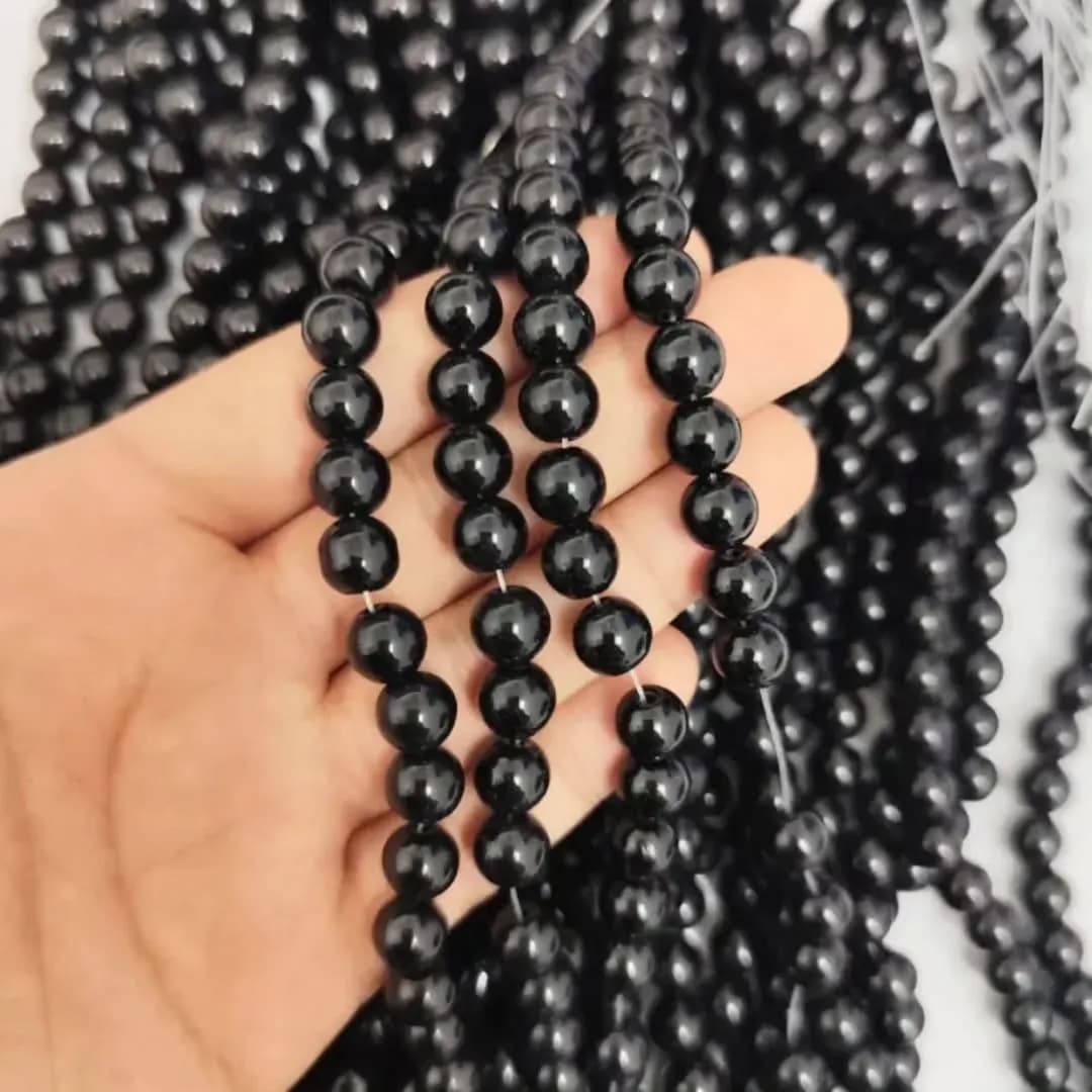 مروارید سنگی شیری و مشکی
