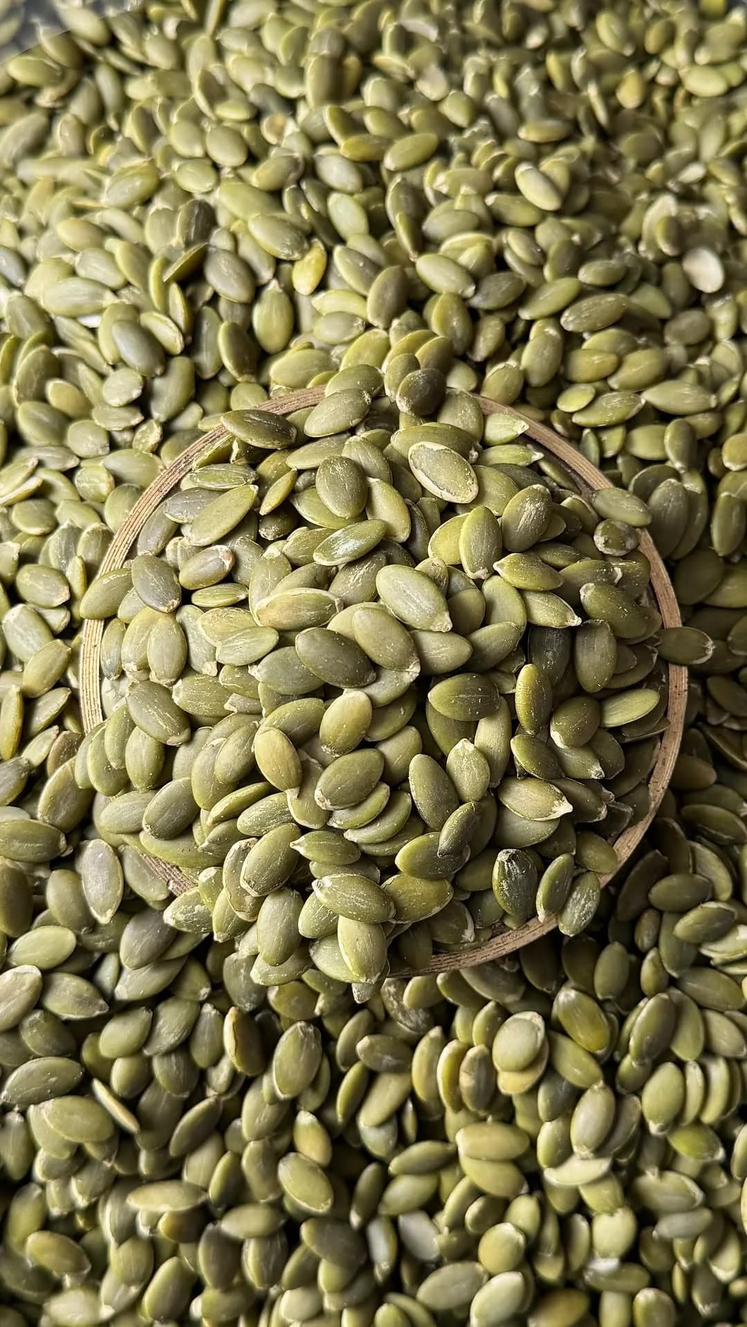 مغز تخمه کدو خام و شور
