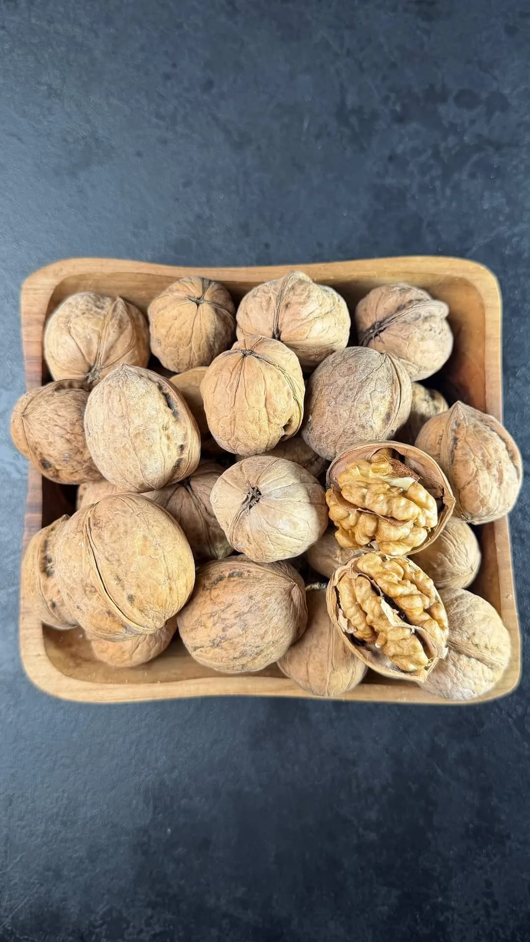 گردو پوست کاغذی درجه یک