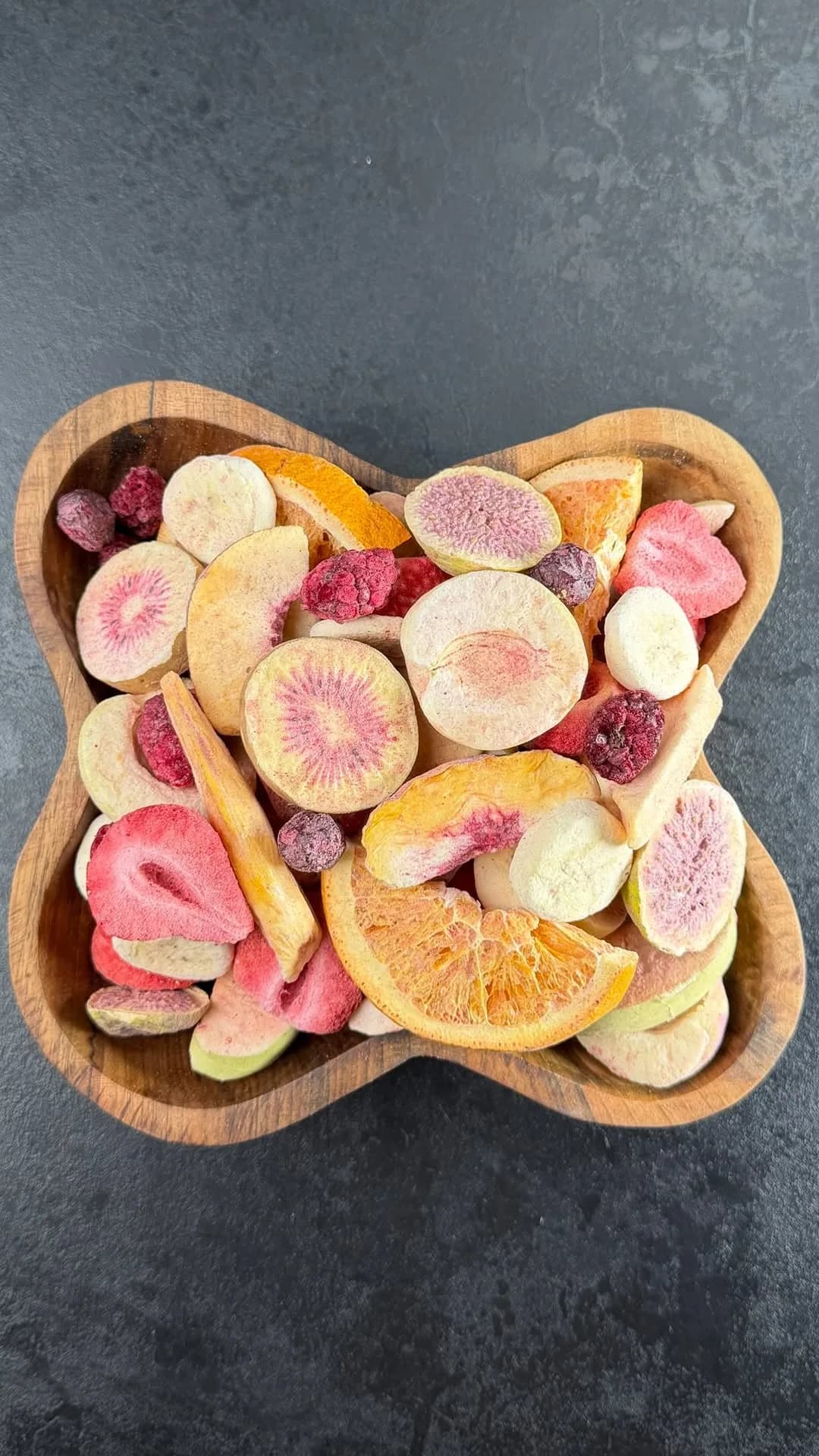 مخلوط میوه خشک پفکی فریزدرایر ۱۰۰ گرمی