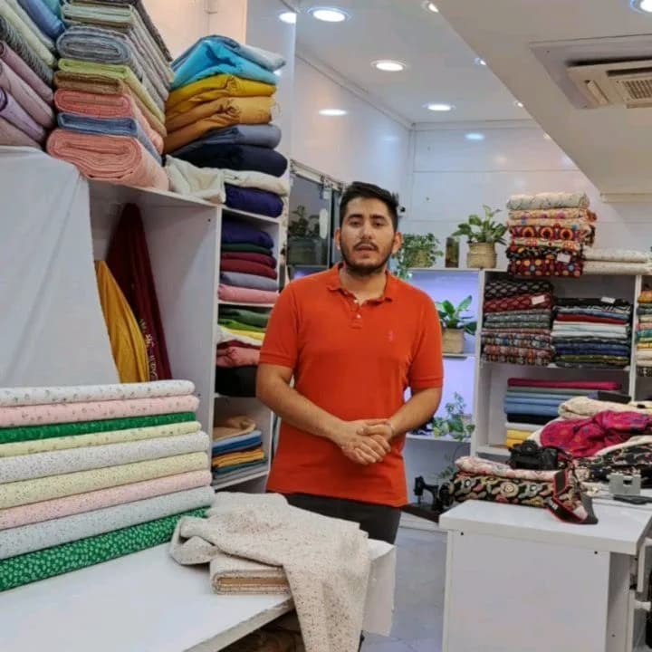 پارچه لینن گچی ترک کد ۱۰۰۵۹، رنگ کرم، پارچه تاشده