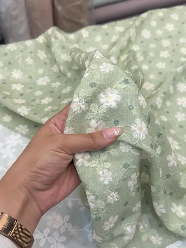 پارچه سولابه دوزی