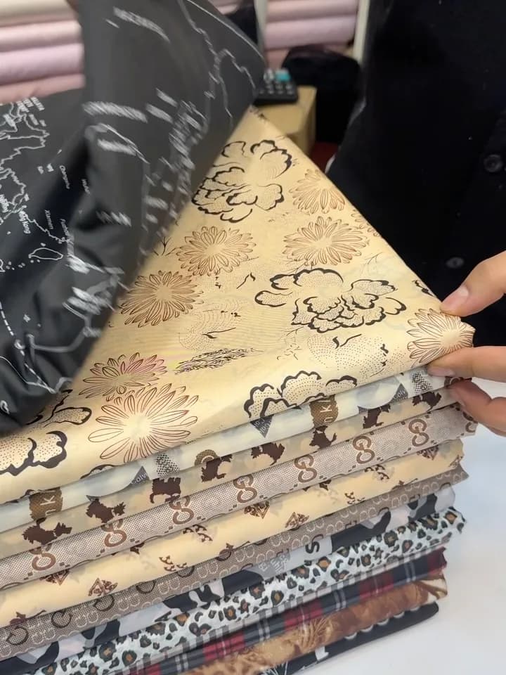 پارچه آستر طرحدار