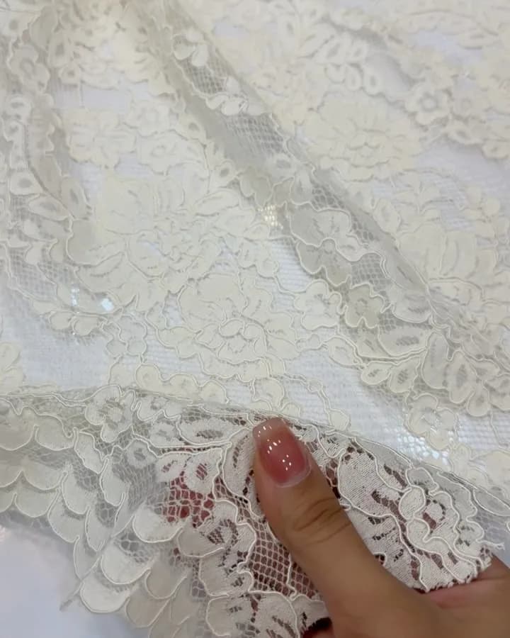 پارچه دانتل نخ کتان قیطون دوزی