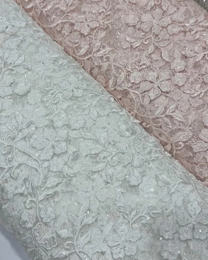 پارچه دانتل گل برجسته