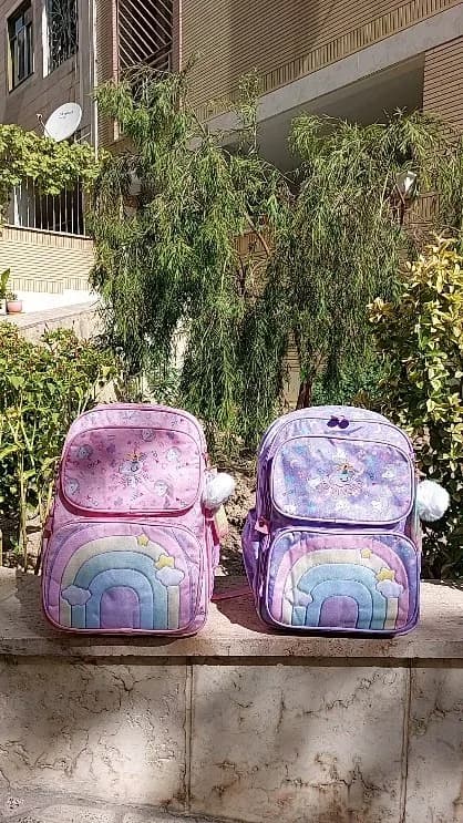 کوله مدرسه