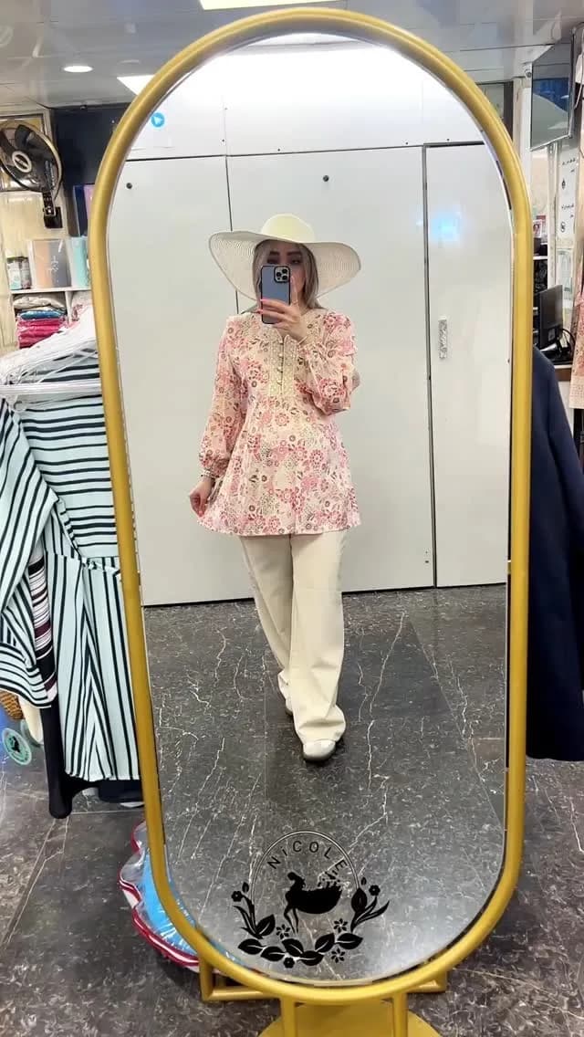 شومیز بارداری، رنگ صورتی، کرم و سفید، طرح گلدار، کوتاه، یقه گرد، آستین بلند، جذب