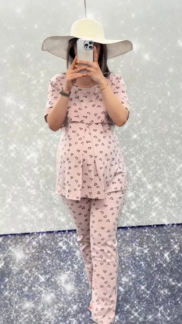 ست شومیز و شلوار بارداری، رنگ صورتی، جنس کتان، شومیز کوتاه، شلوار راسته
