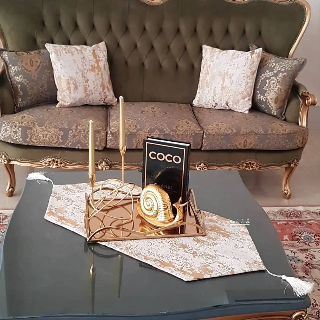 رانر مخمل پتینه، رنگ سفید، طلایی و کرم، مستطیلی