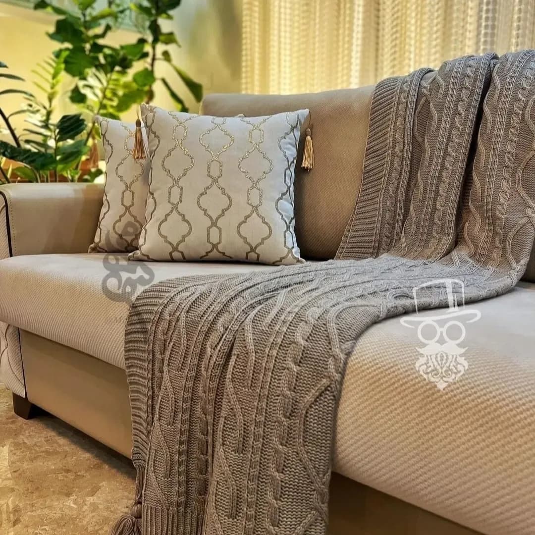 کوسن مخمل طرح چرم