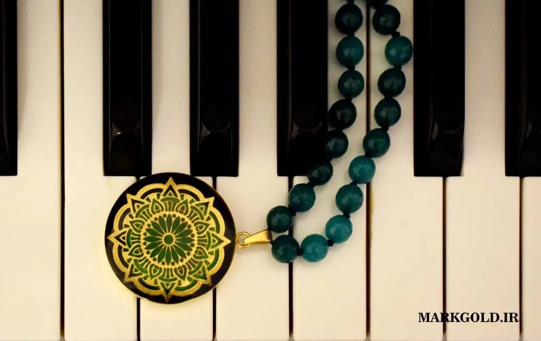 گردنبند طلاکوب رومانتویی ماندالا RM028 مارک گلد
