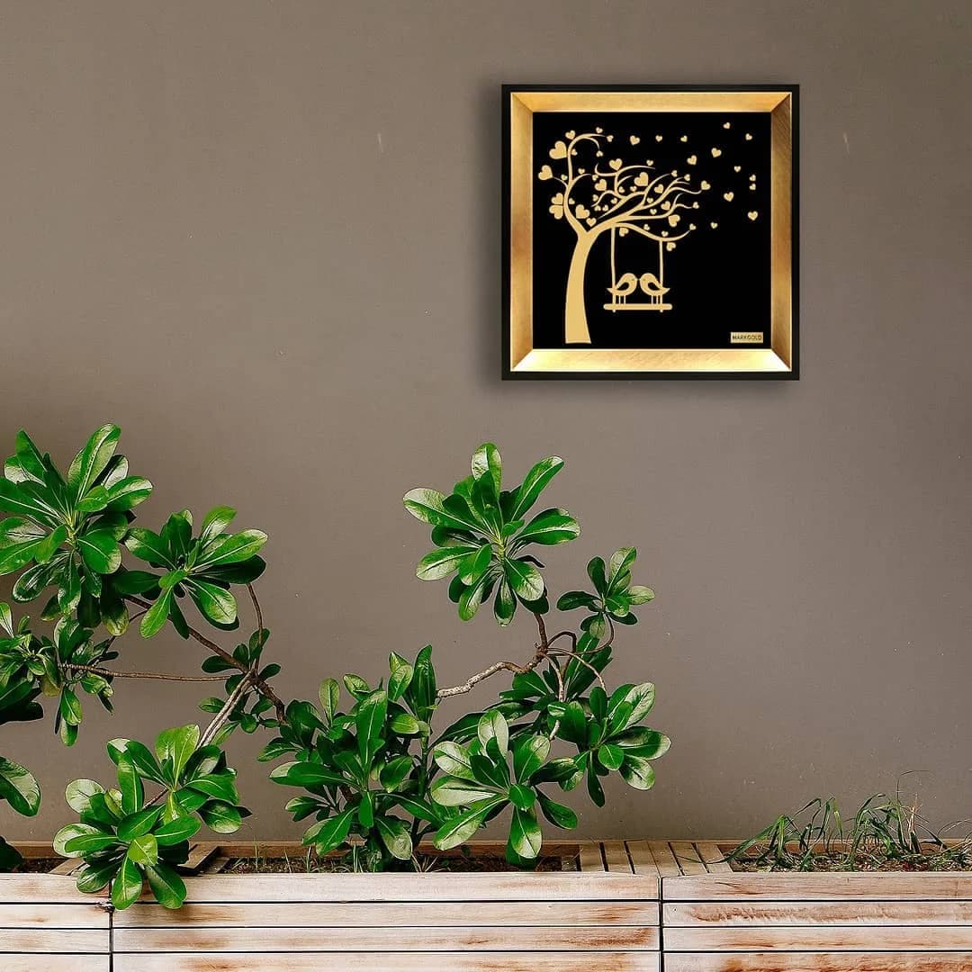 تابلو شعر طلاکوب مرغ عشق مارک گلد، رنگ طلایی و مشکی، جنس چوب و شیشه، تابلو دیواری مستطیلی