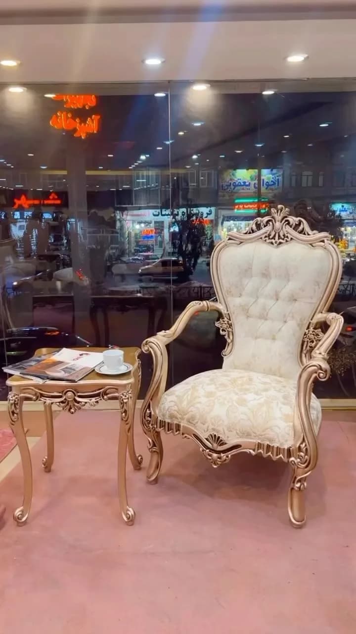 مبل نگار