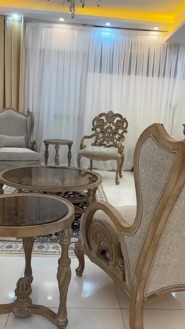 مبل نئوکلاسیک «کینگ»