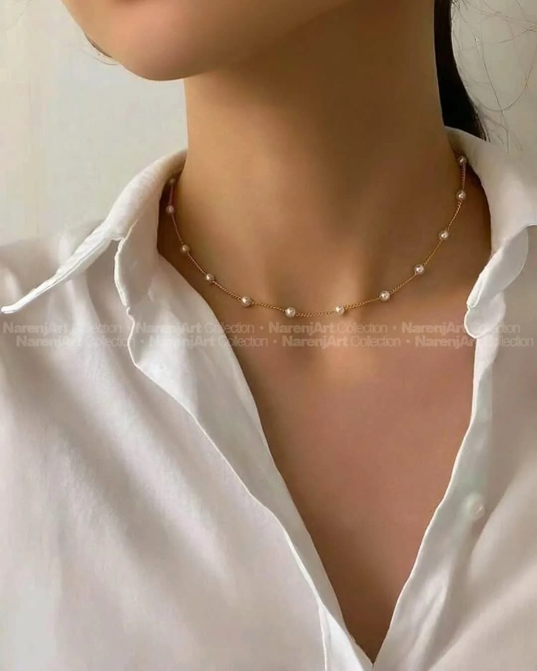 گردنبند دریایی، رنگ طلایی و سفید، جنس فلز و مروارید، زنجیر با مروارید