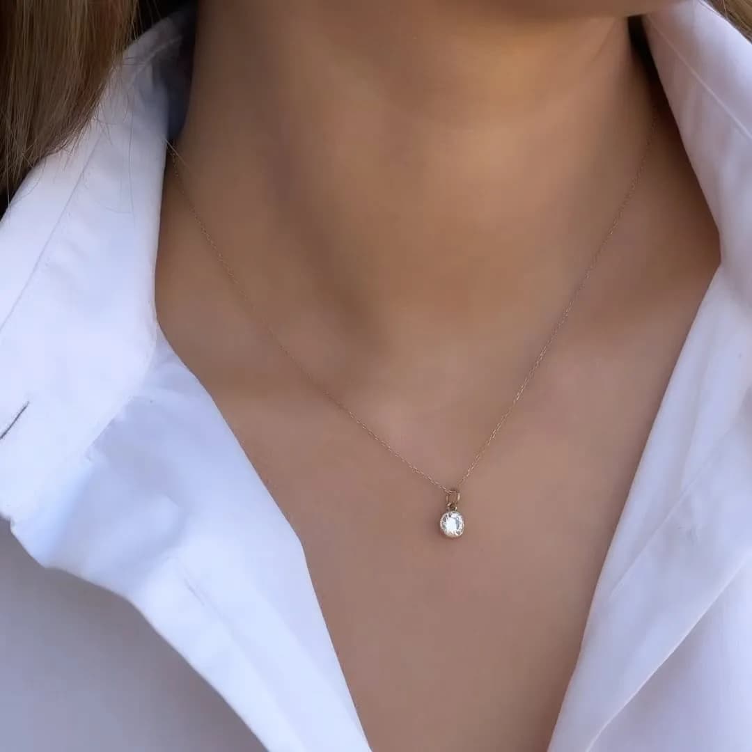 پلاک طلا تک نگین ۰.۳۸۰ گرم