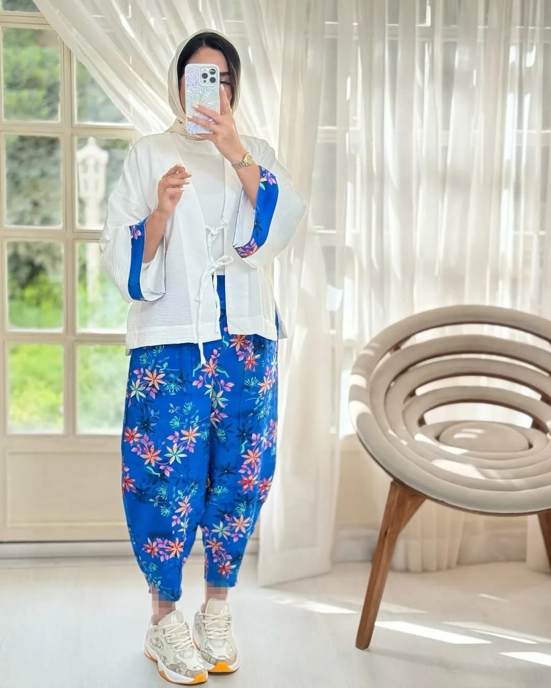 ست گرهای طرحدار — رنگ آبی — نمای کامل — شومیز گرهای
