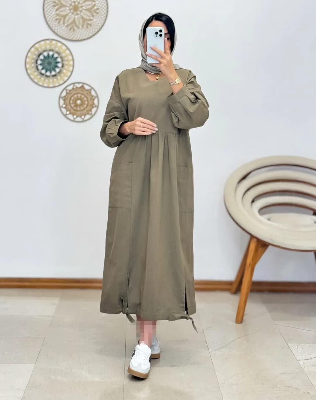 سارافن گت دار — رنگ زیتونی — نمای روی‌تن — گت دار