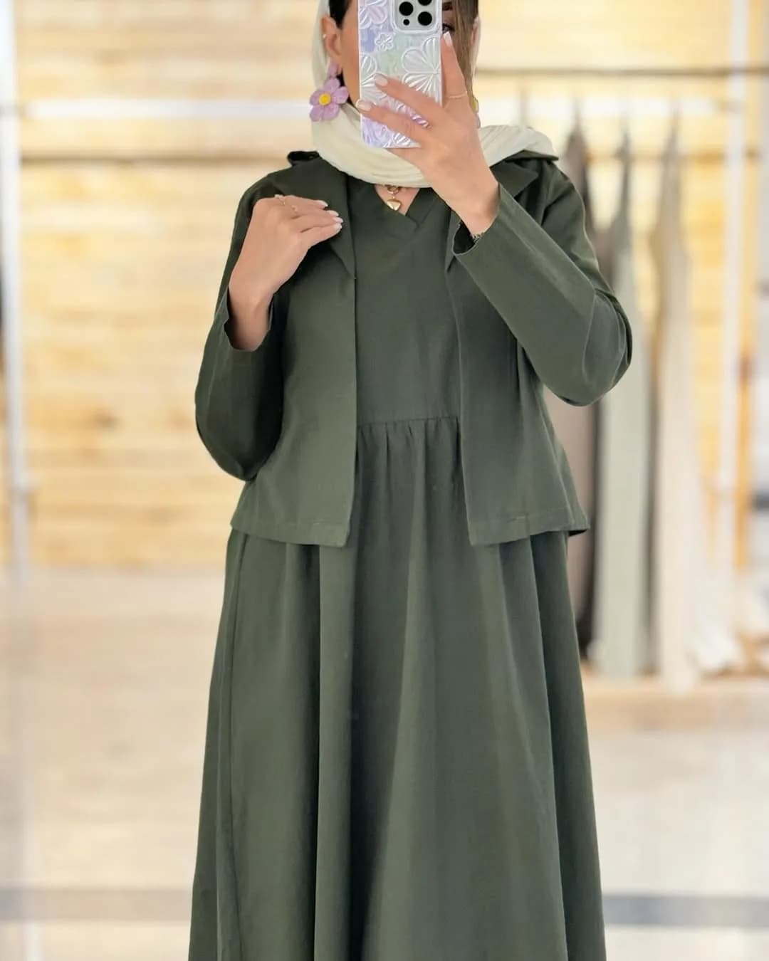 کت سارافن دریا لینن — رنگ زیتونی — نمای روی‌تن — کت