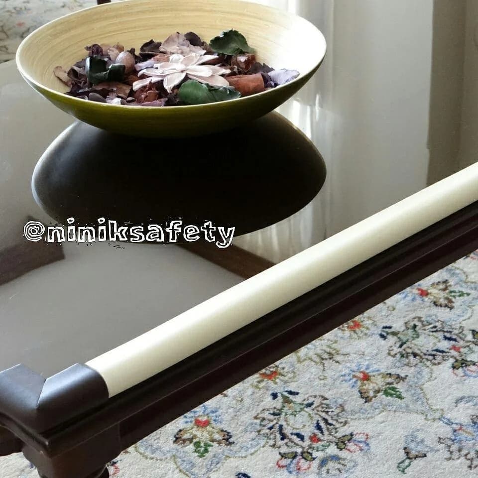 محافظ لبه U شکل میز شیشه ای نی نی ک، رنگ کرم، جنس پلاستیک، نواری