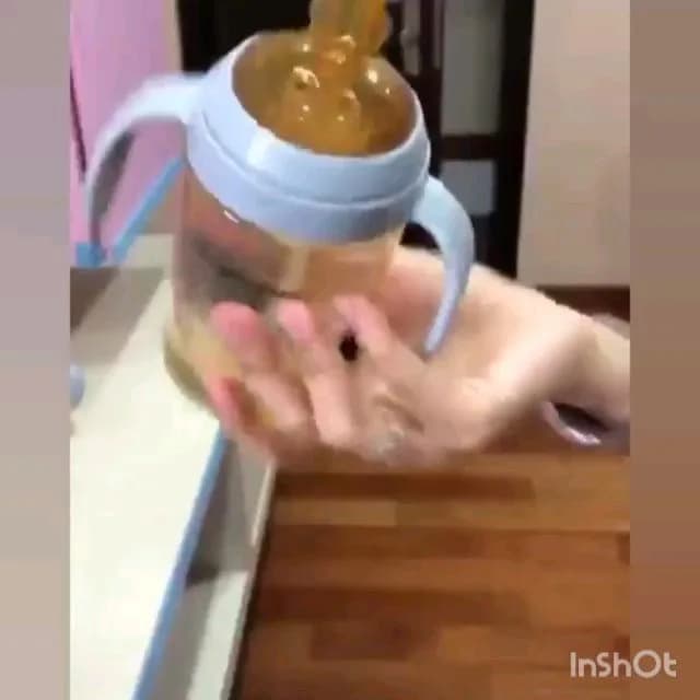 لیوان آبمیوهخوری کودک