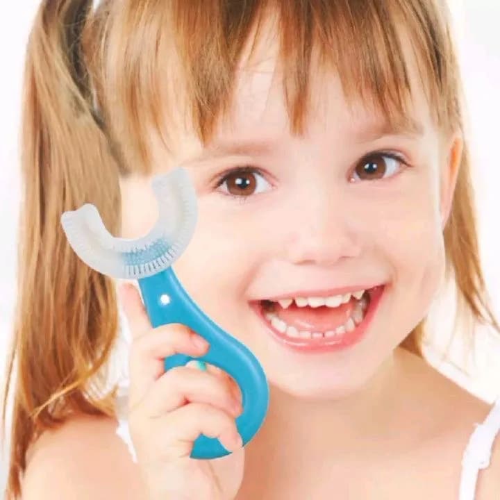 مسواک چرخشی کودک، رنگ آبی و سفید، جنس پلاستیک و سیلیکون، مدل U شکل