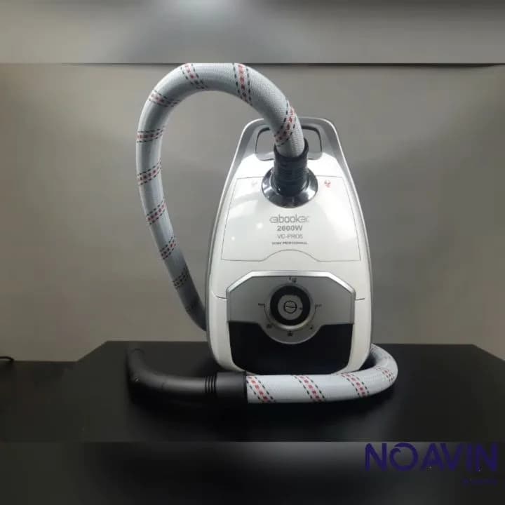 جاروبرقی ۲۶۰۰ وات بوکر، رنگ سفید و خاکستری، جنس پلاستیک، کیسهای