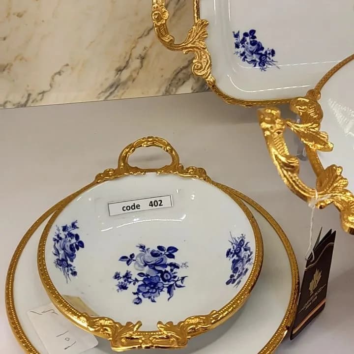 مجموعه ظروف پانیذ (پیاله، پیشدستی، کاسه و رولت‌خوری)