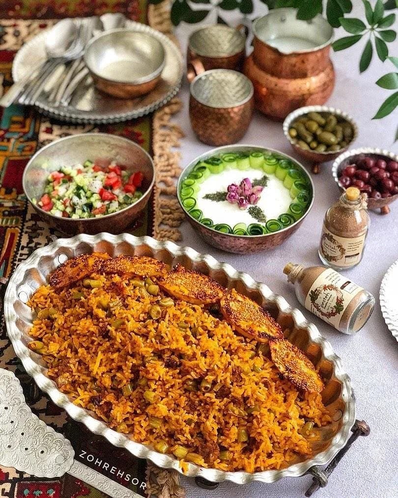 ادویه پلویی، رنگ نارنجی و زرد، دیس غذا