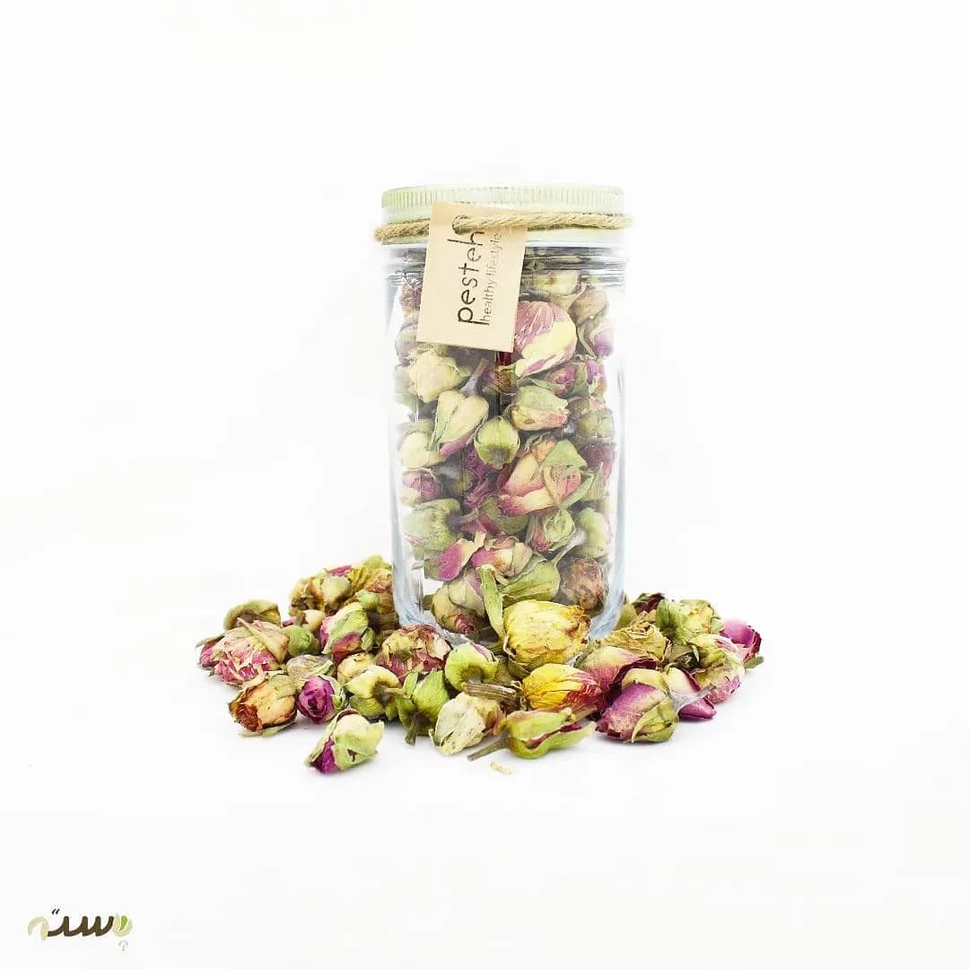 نسترن هلویی پررنگ