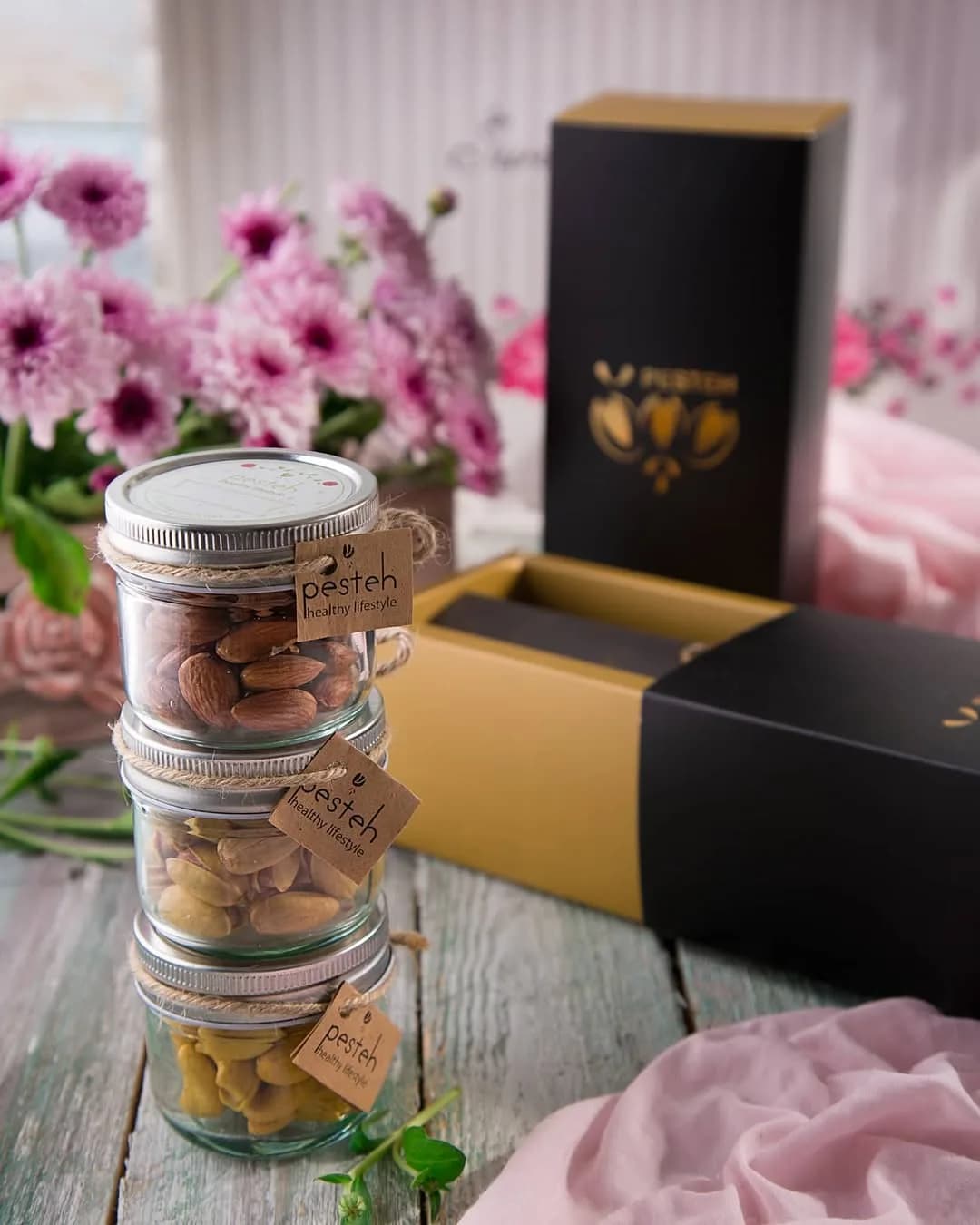پک هدیه تیرداد پسته