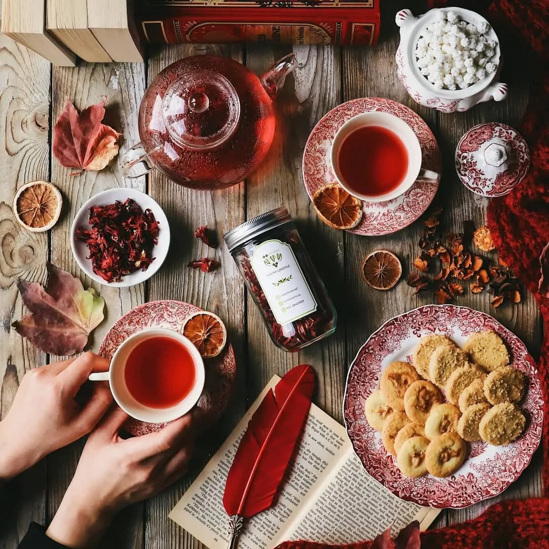دمنوش چای قرمز