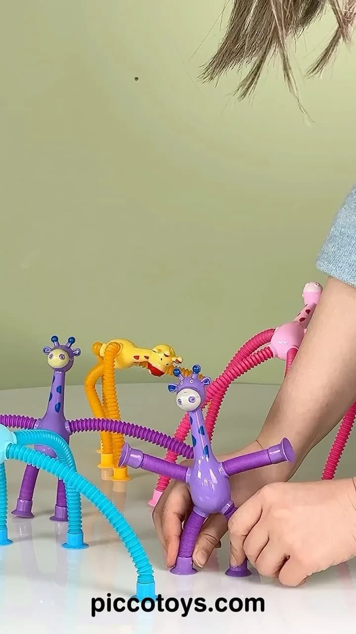 فیجت زرافه چسبونک چراغدار