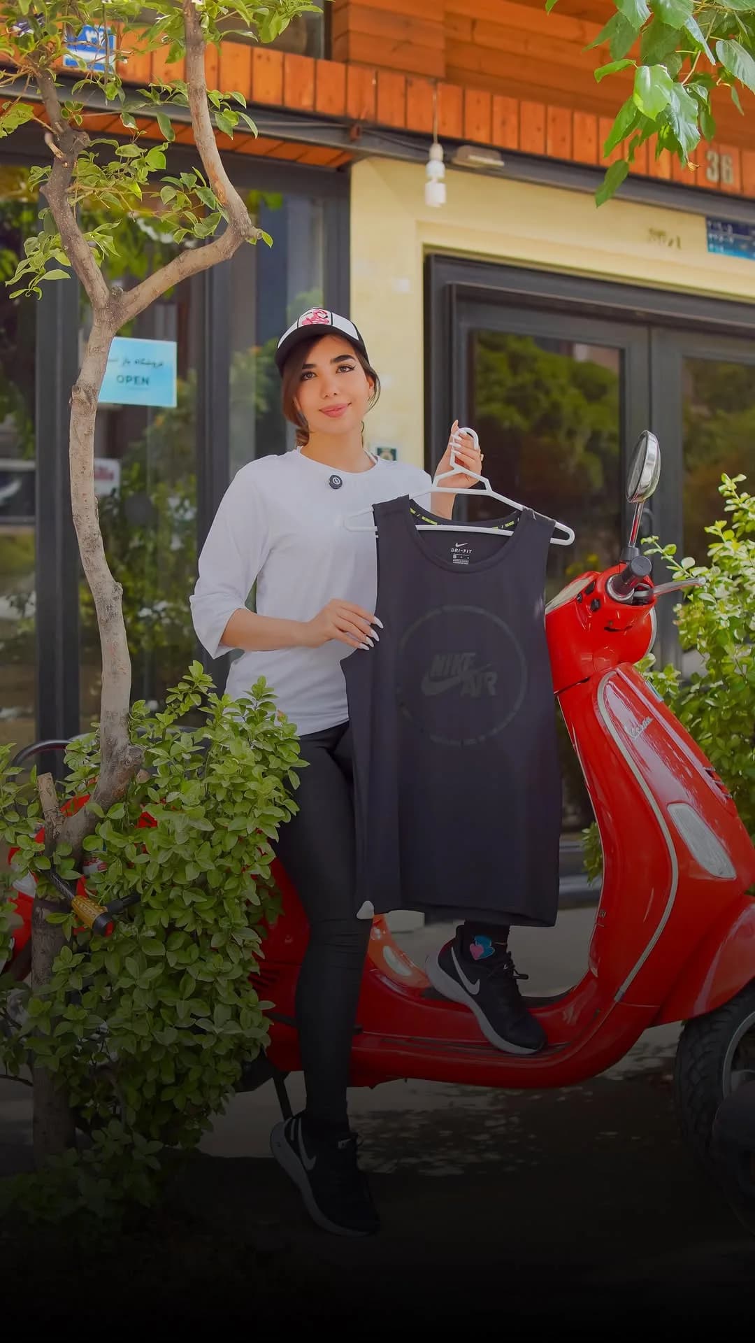تیشرت ورزشی تنفسی، رنگ مشکی، رکابی، جذب