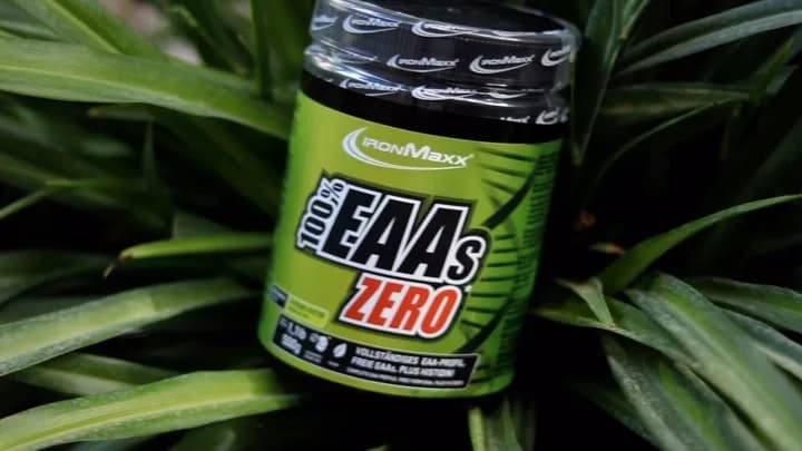 مکمل EAAs Zero IRONMAXX، رنگ سبز و مشکی، جنس پلاستیک، ظرف پودر