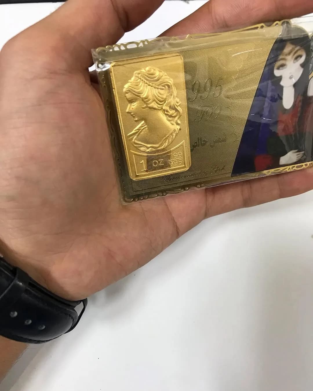 شمش طلا یک اونس طرح ونوس، رنگ طلایی، مستطیلی کوچک
