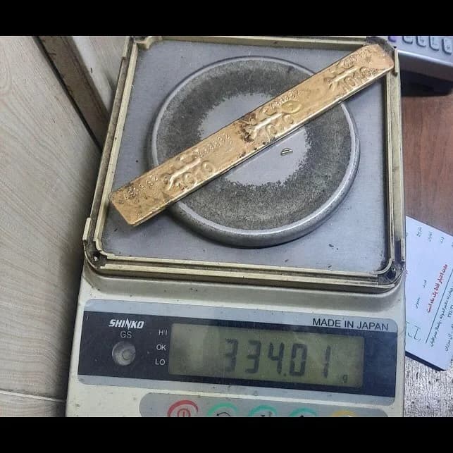 شمش طلا، رنگ طلایی، شمش مستطیلی