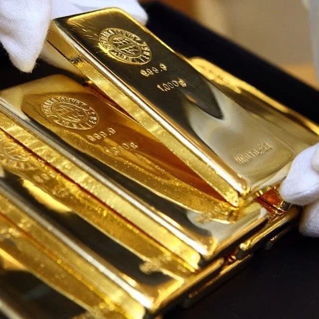 شمش طلا، رنگ طلایی، مستطیلی