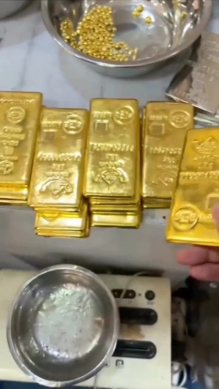 شمش طلا ۲۴ عیار، رنگ طلایی، مستطیلی